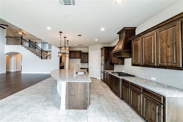 Building Photo - 2320 Lewis Canyon Dr