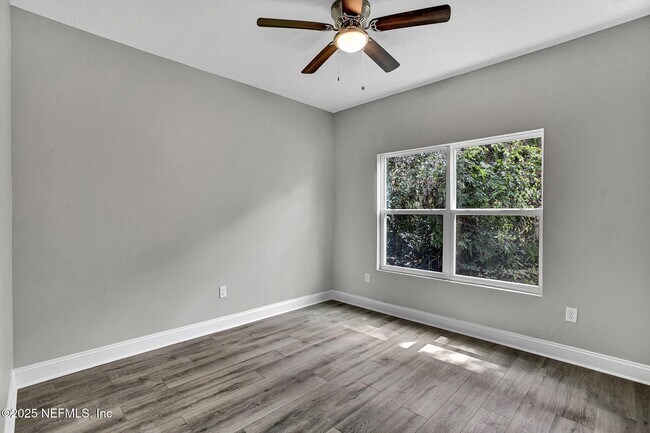 Building Photo - 938 Alderside St