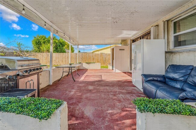 Building Photo - 22513 SW 113th Pl