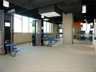 Building Photo - 691 W Wayman St