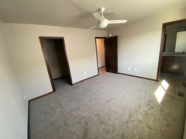 Building Photo - 6437 83rd Ave S