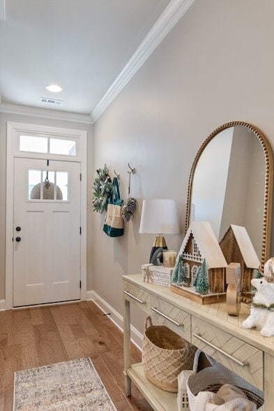 Building Photo - 250 Tanglewood Ln