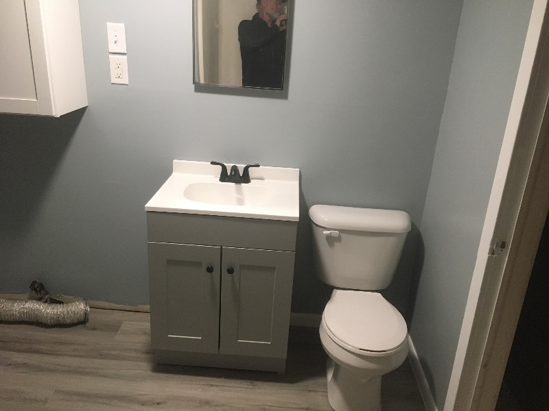 Building Photo - 215 Walnut St