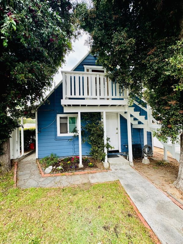 Building Photo - 24263 Los Codona Ave