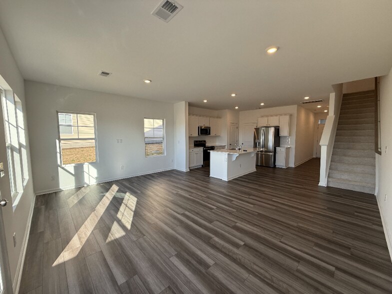 Building Photo - 110 Florida St