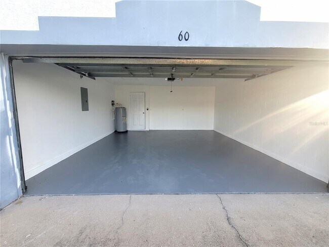 Building Photo - 60 Alicante Ct