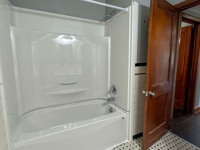 Building Photo - 2501 Atlantic St