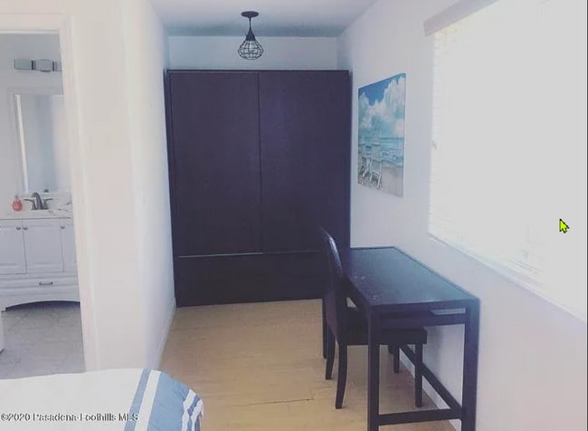 Building Photo - 748 1/2 N La Jolla Ave-748)