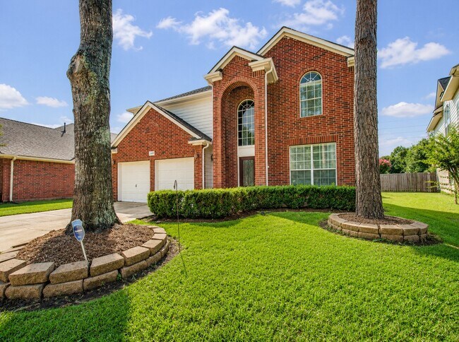 Building Photo - 419 Thorpe Springs Dr