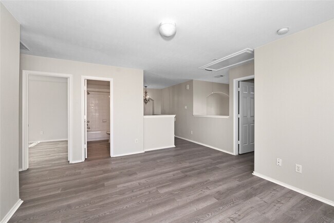 Building Photo - 5106 Bright Oak Ct