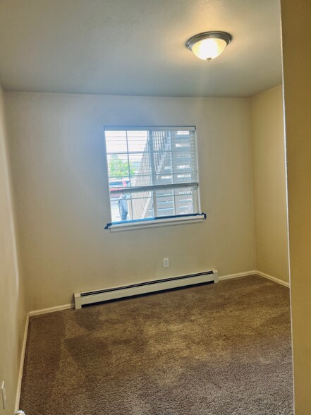 Building Photo - 1157 E Carolina Ave