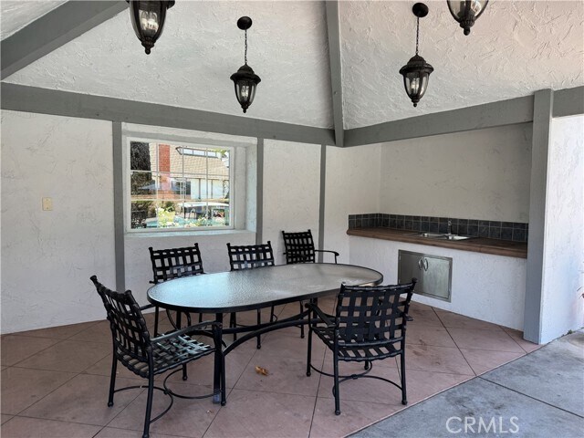 Building Photo - 28102 Camellia Ct