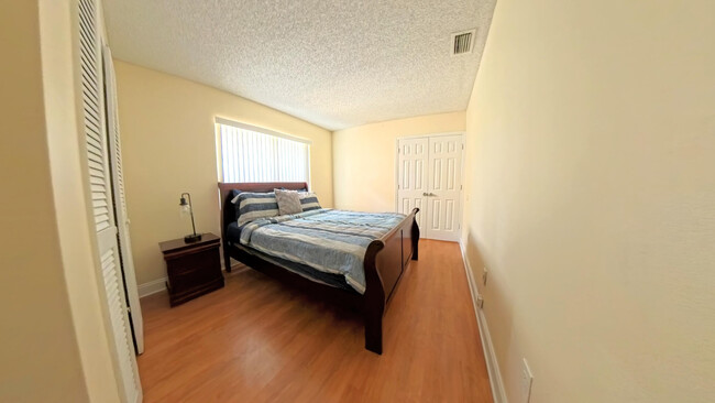 Building Photo - 13484 Jonquil Ct