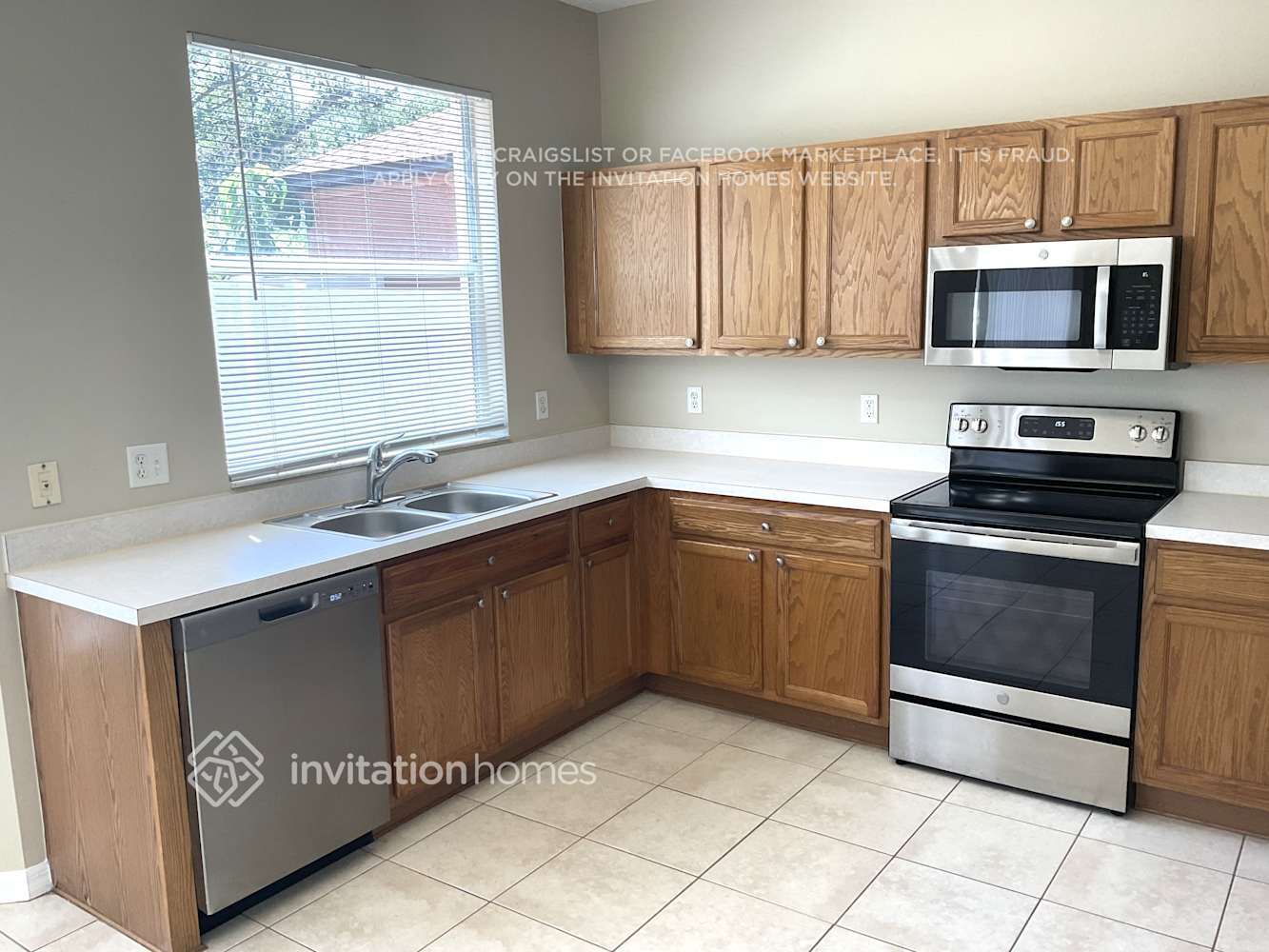 Building Photo - 11429 Village Brook Dr