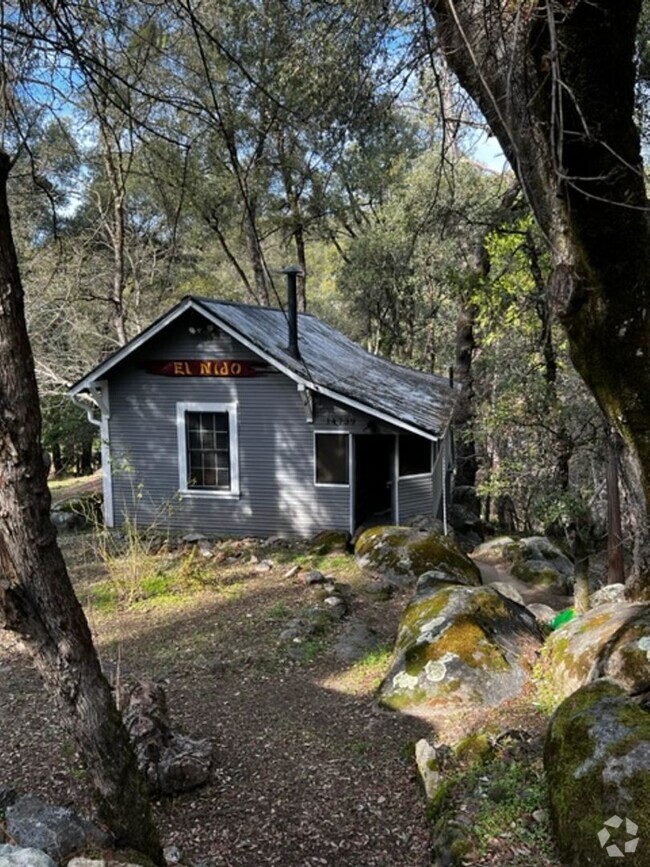 Building Photo - River Pines Cottage