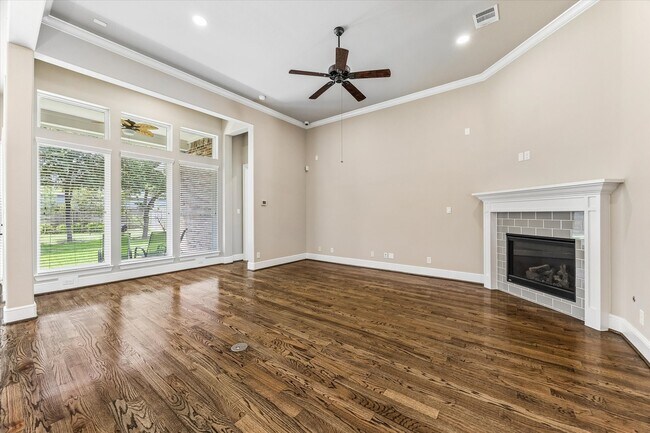 Building Photo - 2940 Payson St