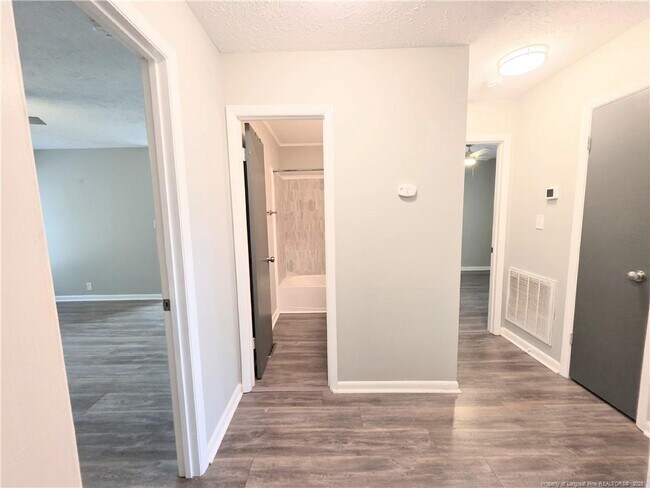 Building Photo - 7021 Cordoba Ct