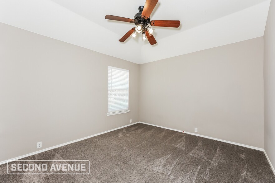 Building Photo - 2569 Prospect Hill Dr