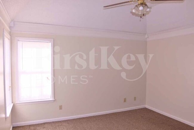 Building Photo - 4577 Bassett Hall Dr