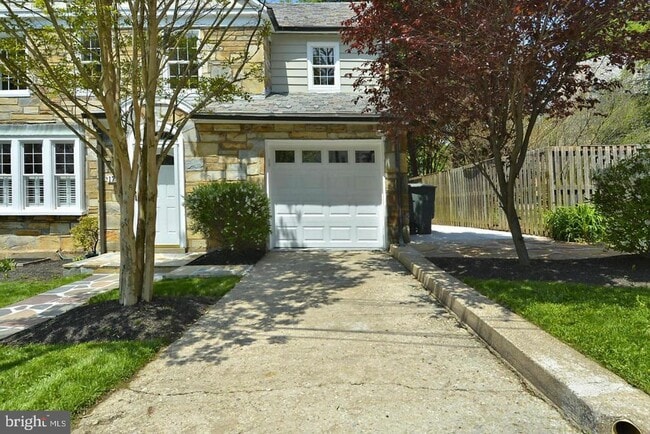 Building Photo - 1717 Juniper St NW