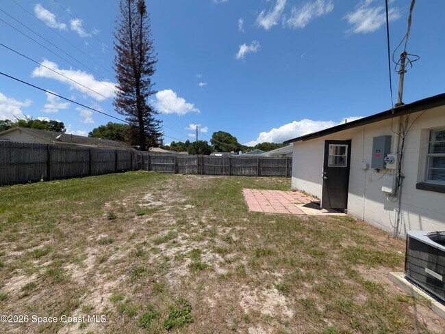 Building Photo - 4840 Volusia Ave