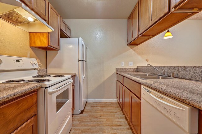 Kitchen - 397 Half Moon Ln