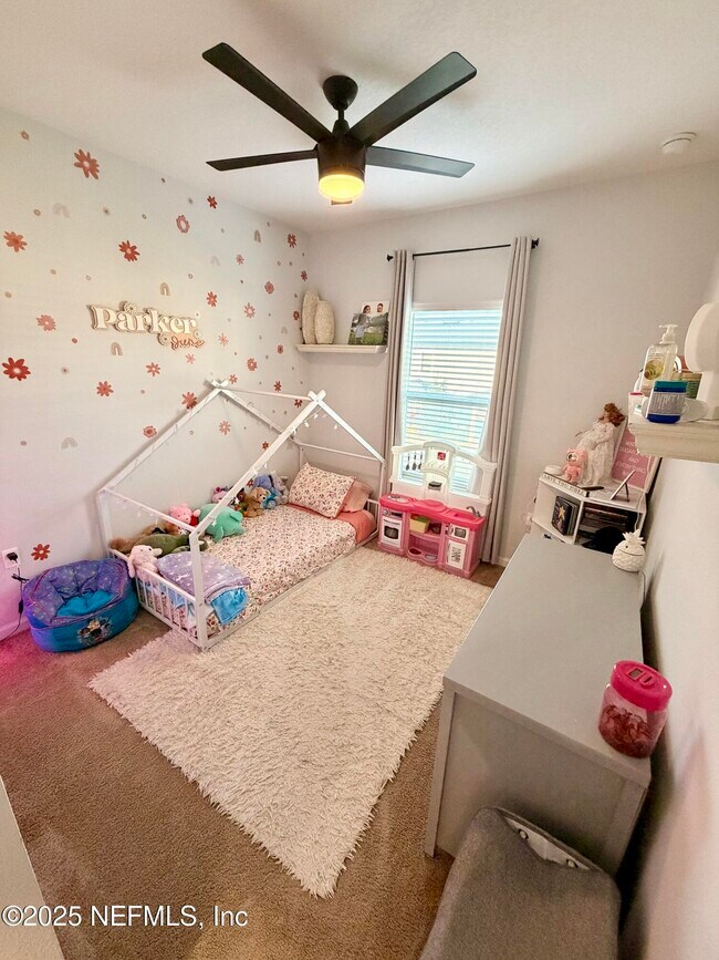 Building Photo - 293 Pine Bluff Dr