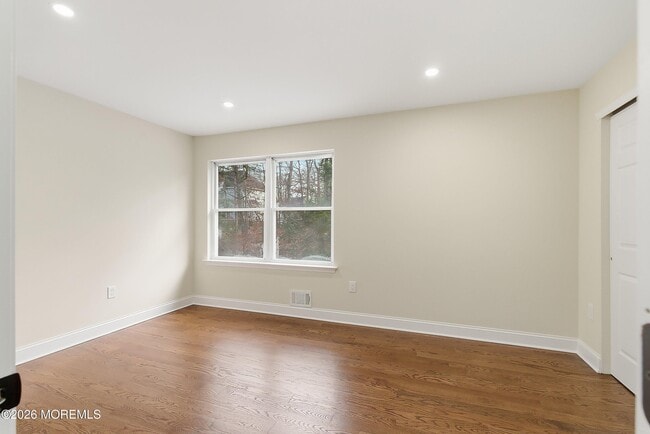 Building Photo - 1217 Wilkinson Dr