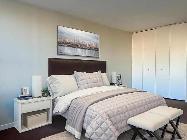 Building Photo - 655 W Irving Park Rd