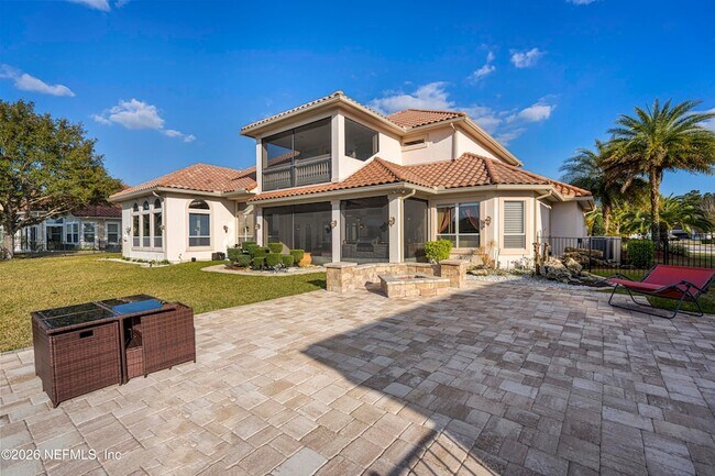 Building Photo - 504 E Kesley Ln