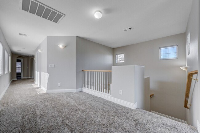 Building Photo - NORTHWEST - 2 STORY HOME - 89149