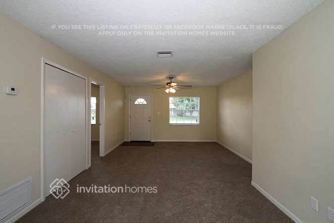 Building Photo - 896 McKenny Ave