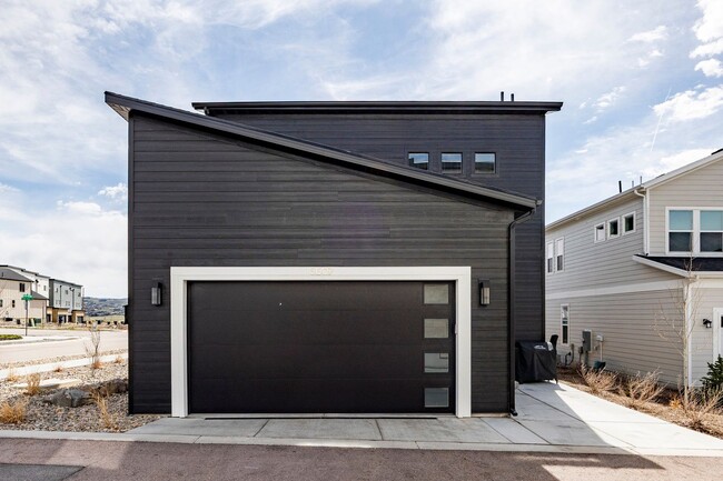 Building Photo - 6607 Purple Poppy Ln