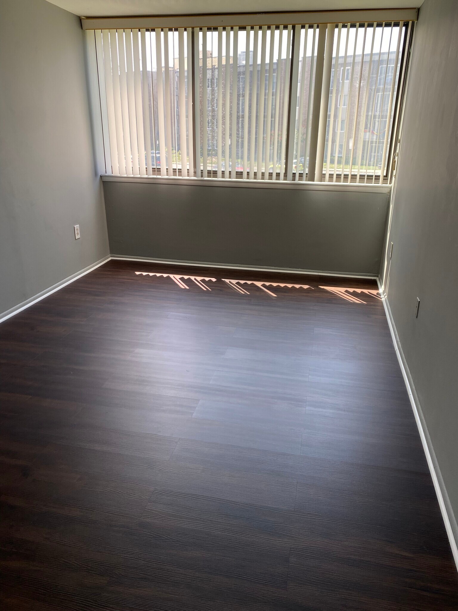 Building Photo - 16 S Van Dorn St