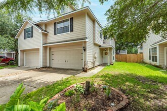 Building Photo - 336 Capella Oaks Ln