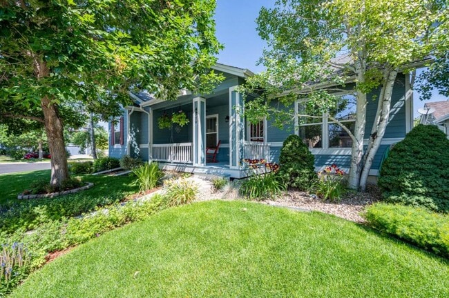 Building Photo - 4220 Ravenna Pl