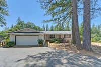 Building Photo - 3-Bedroom Home on a Foresthill Cul-de-Sac