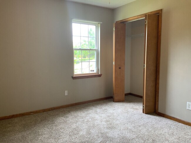 Building Photo - 110 Littleleaf Ct