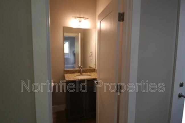 Building Photo - 4857 100th St NE