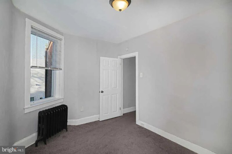 Building Photo - 2100 Mifflin St