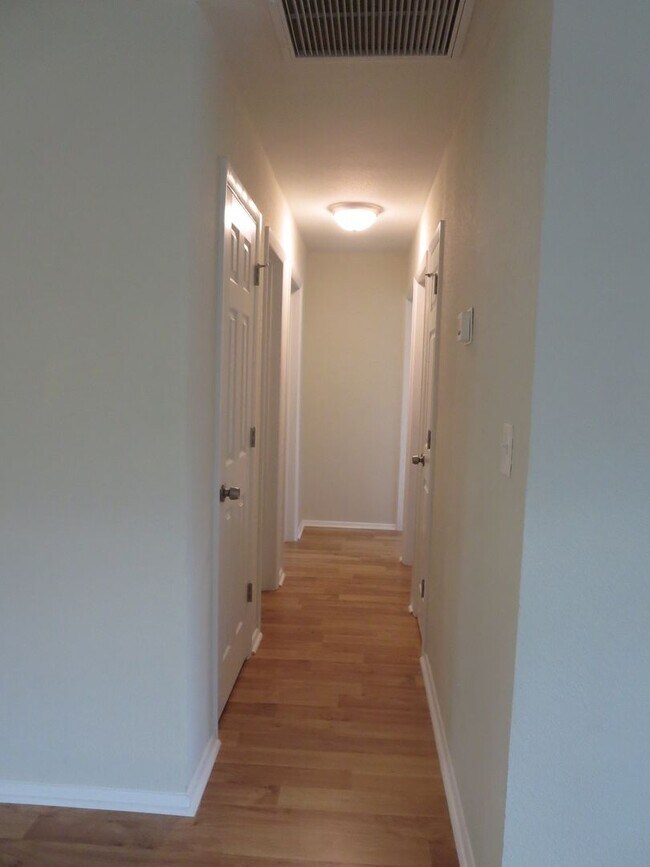 Building Photo - Aragona Village