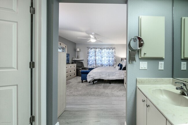 Building Photo - PRICE DROP!! FURNISHED ANNUAL RENTAL- WATERFRONT