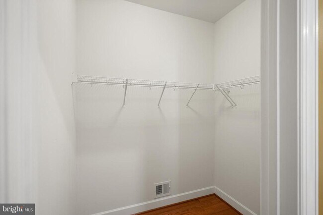 Building Photo - 5666 Spriggs Meadow Dr