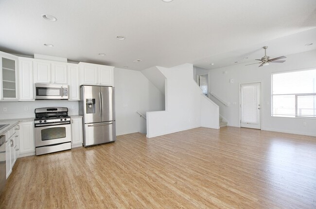 Building Photo - Central Park (formerly Stapleton) Home for...