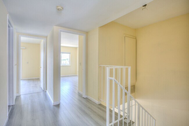 Building Photo - Rowland Unified School District?Welcome to Your Stylish West Covina Retreat!