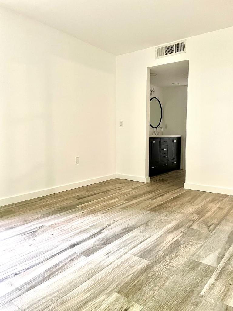 Building Photo - 101 Ocean Lane Dr