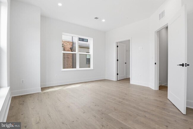 Building Photo - 5518 Topaz Ln