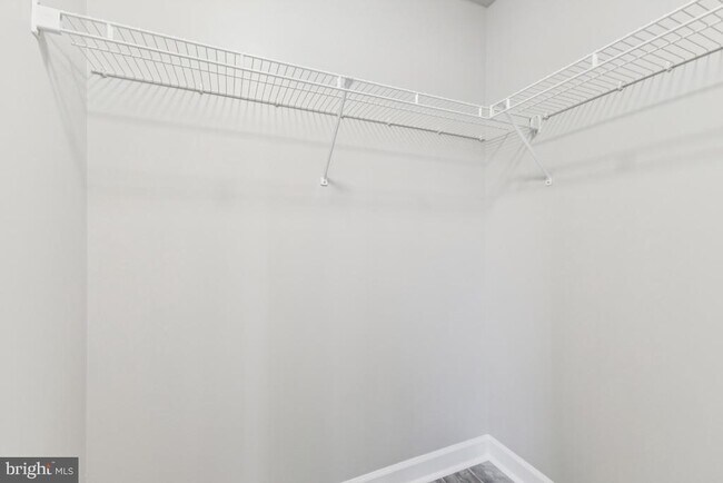 Building Photo - 8311 Bluebird Way