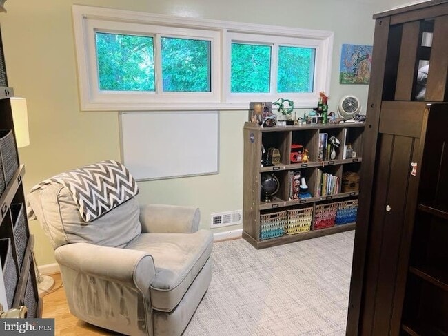 Building Photo - 5885 9th Rd N