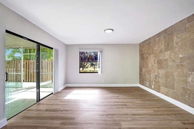 Building Photo - 4872 NW 95th Ave